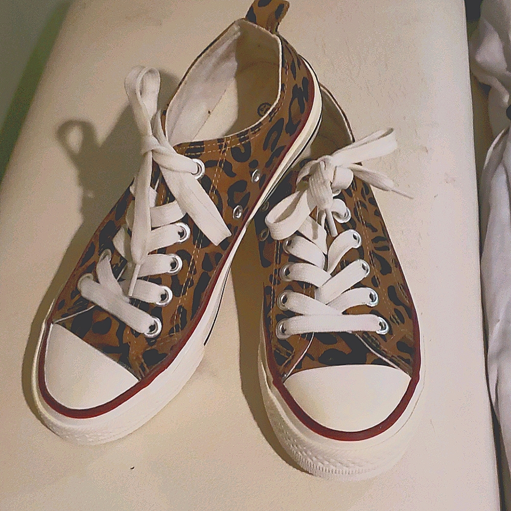 Chuck  Taylor all Stars